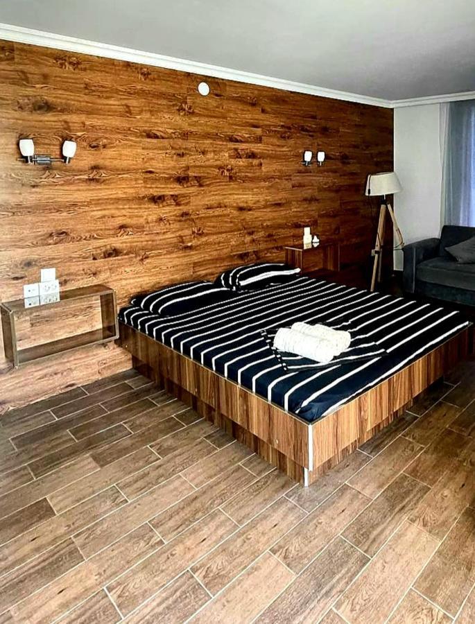 Live Inn Ureki Exteriér fotografie