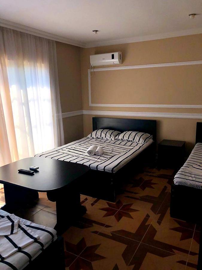 Live Inn Ureki Exteriér fotografie